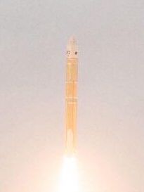 H3-22 lifting off